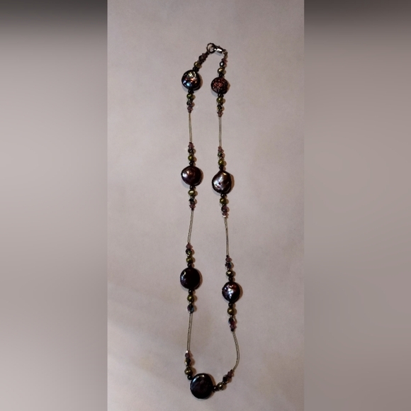 Pearl Abalone Dark Color Beaded Necklace - Picture 4 of 4